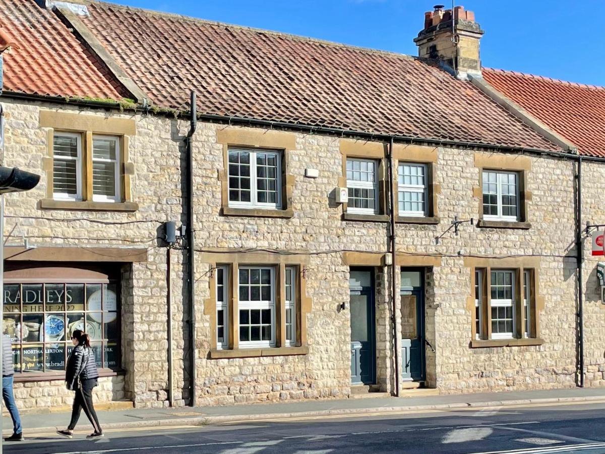 The Old Post Office - Central Helmsley With Parking Eksteriør billede